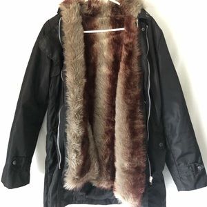 Fur lined parka hooded size medium